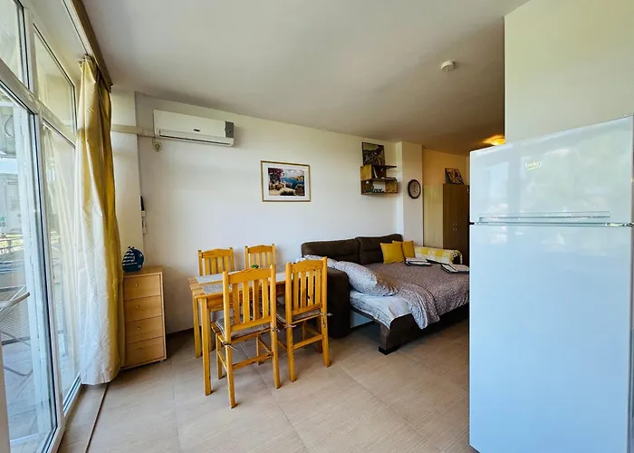 Apartment Grand Kamelia B 2,8 Large Sunny